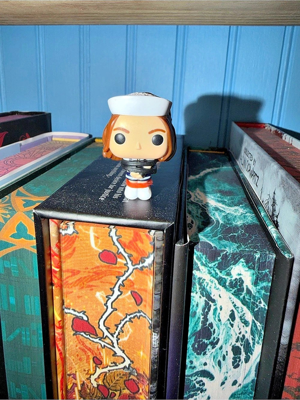 Funko Pop! TV Stranger Things Steve & Robin Scoops Ahoy 2-Pack (Back-to-Back)